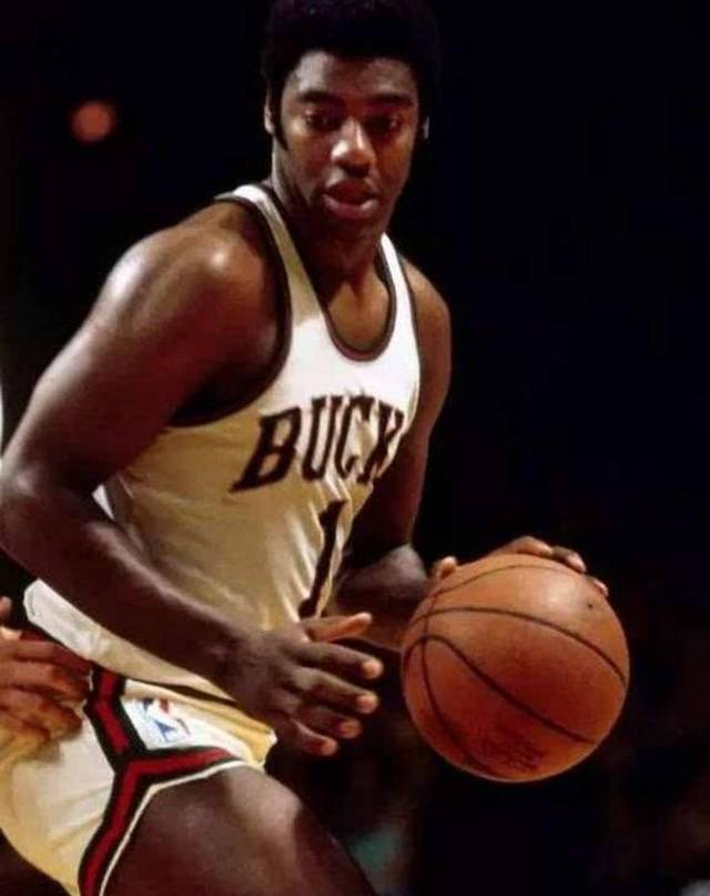 补阵容中打 补阵容中打