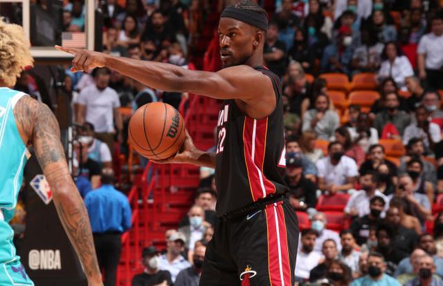 在布置防守 在布置防守